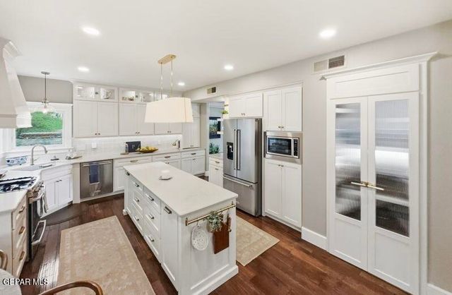 6084 VIA HERMOSA Court, El Paso, TX 79912