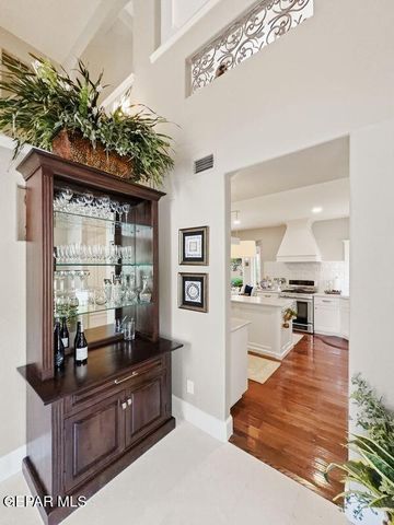 6084 VIA HERMOSA Court, El Paso, TX 79912
