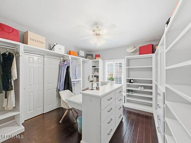 6084 VIA HERMOSA Court, El Paso, TX 79912