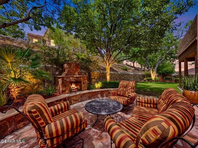 6084 VIA HERMOSA Court, El Paso, TX 79912