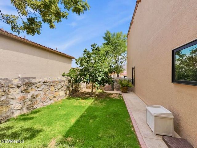 6084 VIA HERMOSA Court, El Paso, TX 79912