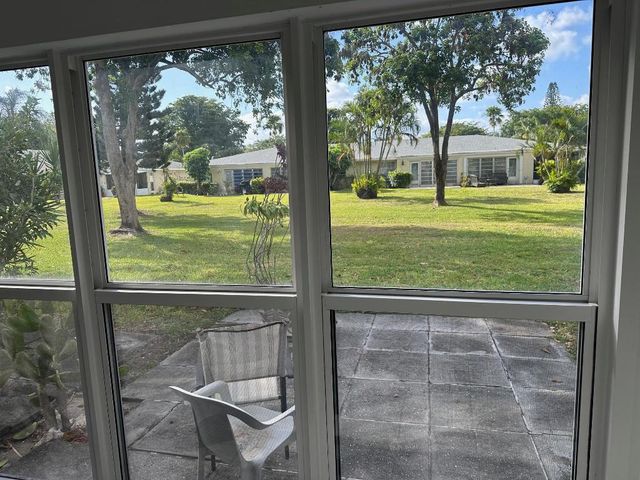 13749 Flora Place B, Delray Beach, FL 33484