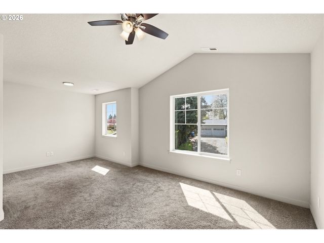 5704 Ne 47TH St, Vancouver, WA 98661