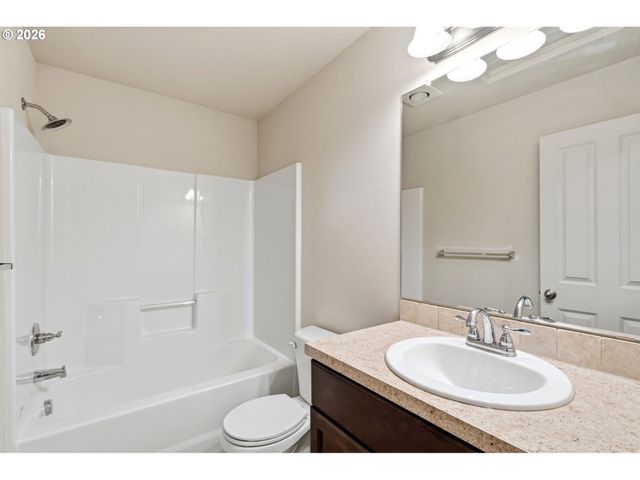 5704 Ne 47TH St, Vancouver, WA 98661