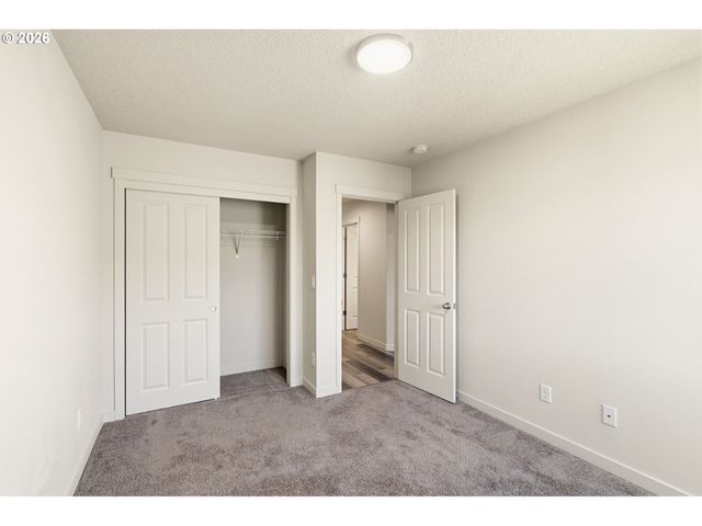 5704 Ne 47TH St, Vancouver, WA 98661