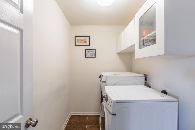 16397 TOPSAIL LN, Woodbridge, VA 22191