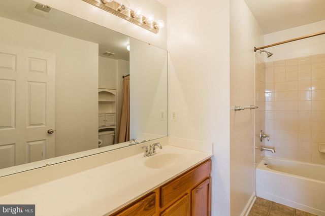 16397 TOPSAIL LN, Woodbridge, VA 22191