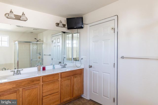 16397 TOPSAIL LN, Woodbridge, VA 22191