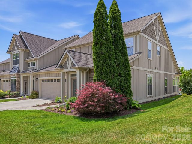 33 Florian Lane, Fletcher, NC 28732