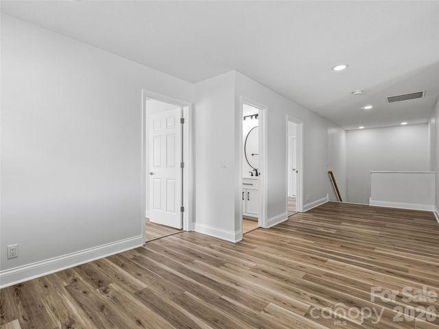 33 Florian Lane, Fletcher, NC 28732