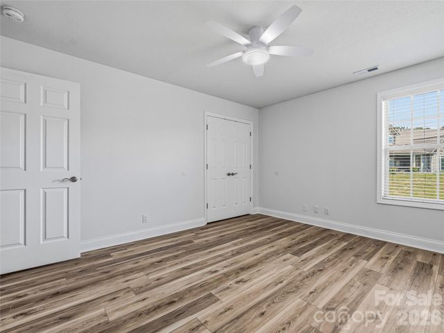 33 Florian Lane, Fletcher, NC 28732
