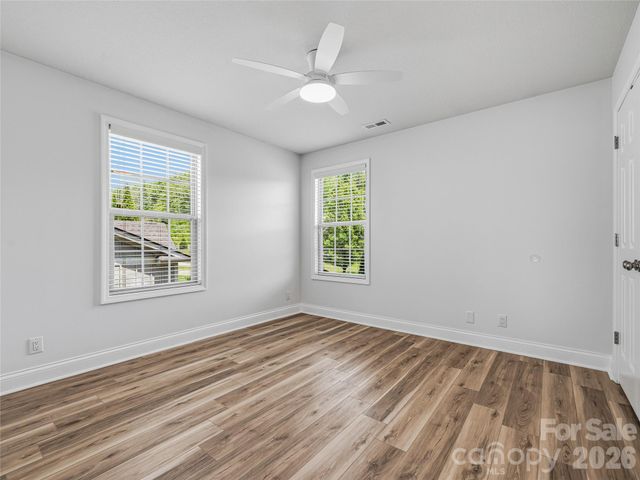 33 Florian Lane, Fletcher, NC 28732