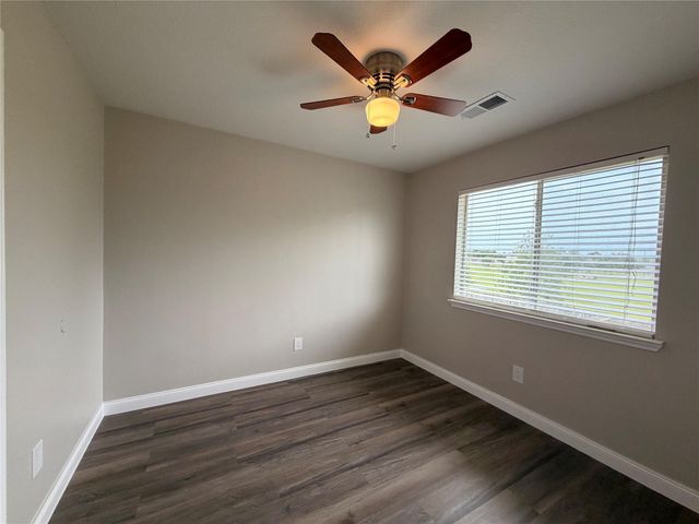 4406 Eaglewood Trail Drive, Fresno, TX 77545