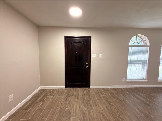 4406 Eaglewood Trail Drive, Fresno, TX 77545