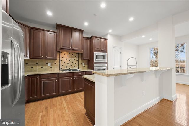 4951 COLLINGTONS BOUNTY DR, Bowie, MD 20720