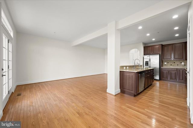 4951 COLLINGTONS BOUNTY DR, Bowie, MD 20720