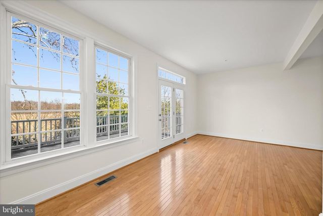 4951 COLLINGTONS BOUNTY DR, Bowie, MD 20720