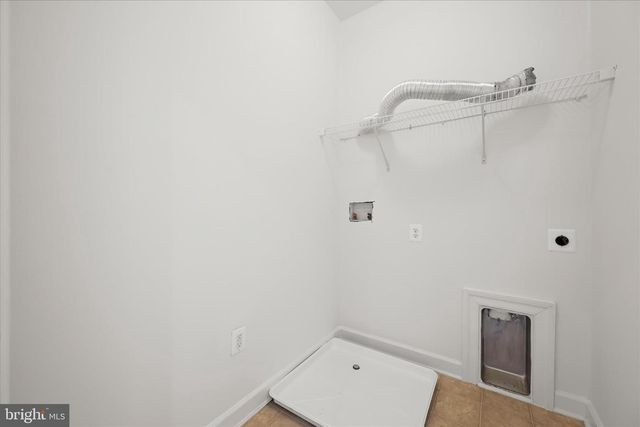 4951 COLLINGTONS BOUNTY DR, Bowie, MD 20720