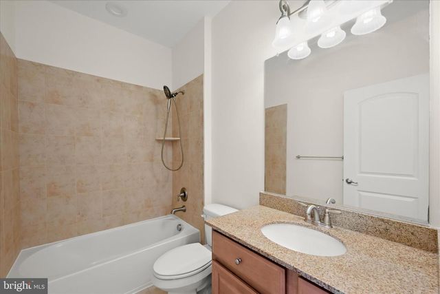 4951 COLLINGTONS BOUNTY DR, Bowie, MD 20720