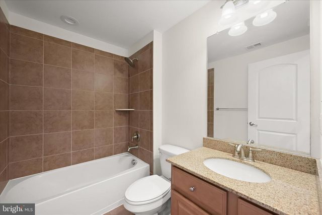 4951 COLLINGTONS BOUNTY DR, Bowie, MD 20720