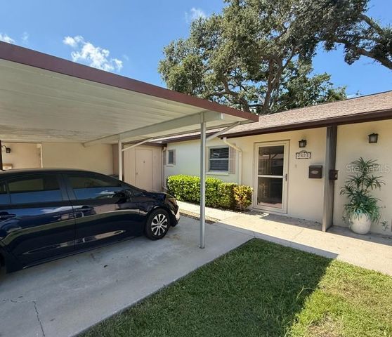 2821 SWIFTON DRIVE 10, Sarasota, FL 34231