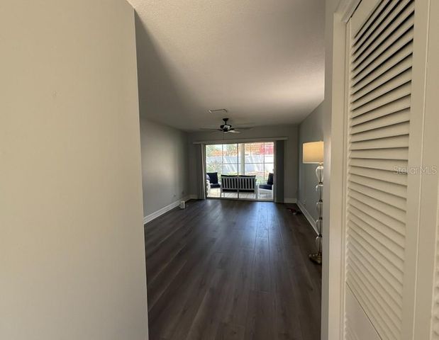 2821 SWIFTON DRIVE 10, Sarasota, FL 34231