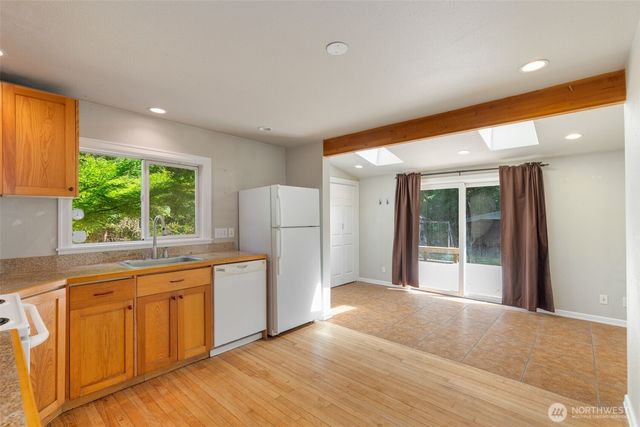 18833 NE 143rd Street, Woodinville, WA 98072