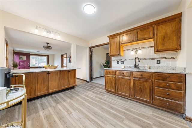 4385 W 229th Street, Fairview Park, OH 44126