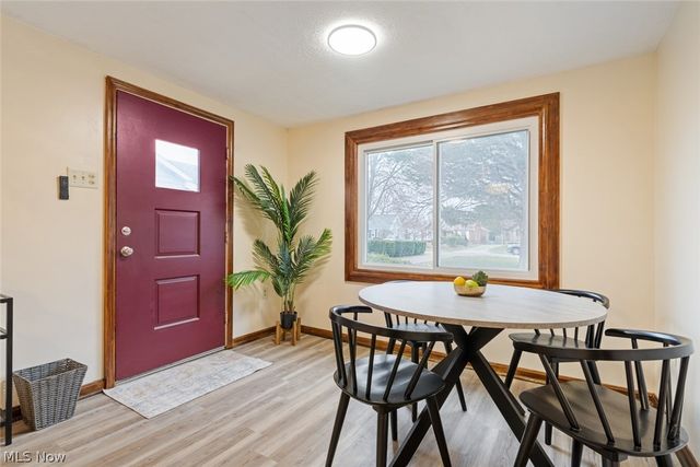 4385 W 229th Street, Fairview Park, OH 44126