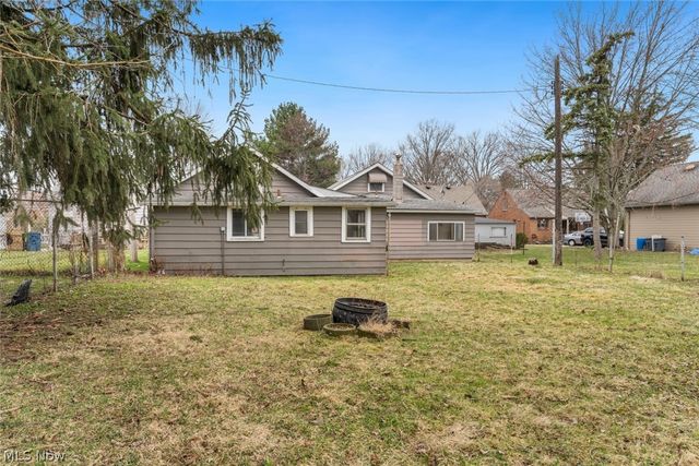 4385 W 229th Street, Fairview Park, OH 44126