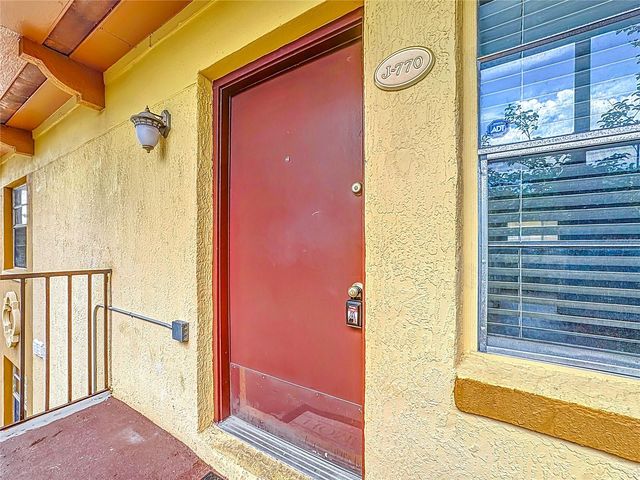 770 RIDENHOUR CIRCLE 770, Orlando, FL 32809