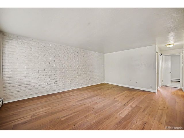 875 S Quebec St 24, Denver, CO 80247