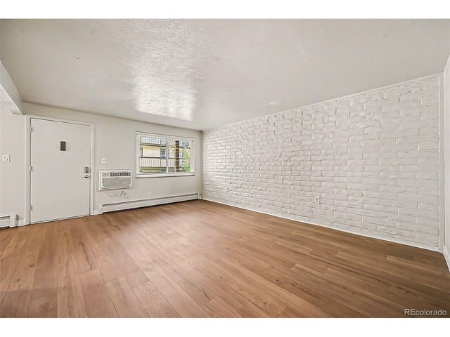 875 S Quebec St 24, Denver, CO 80247