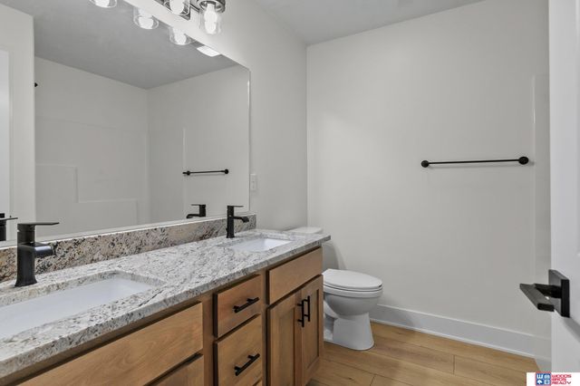 663 Eloise Avenue, Lincoln, NE 68520