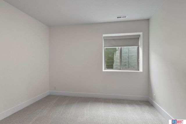 663 Eloise Avenue, Lincoln, NE 68520
