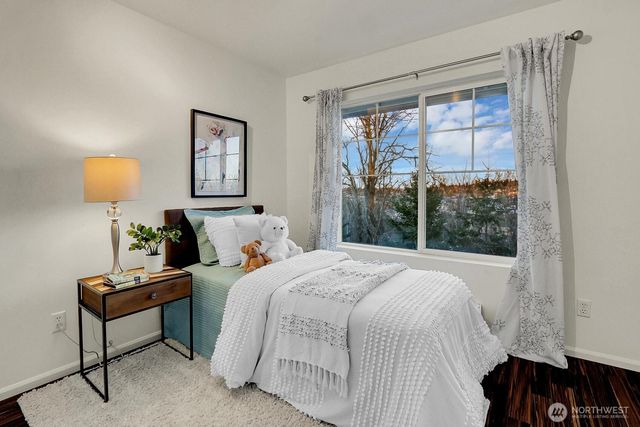 7004 Holly Park Drive S, Seattle, WA 98118