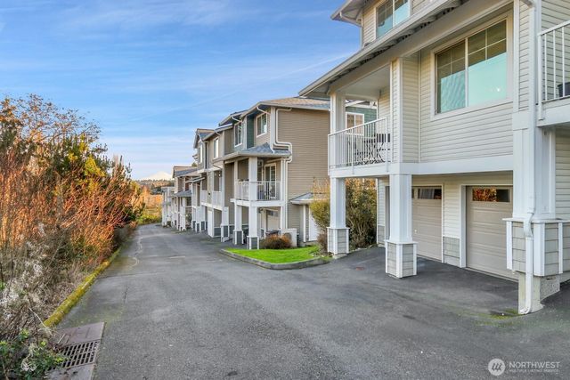 7004 Holly Park Drive S, Seattle, WA 98118