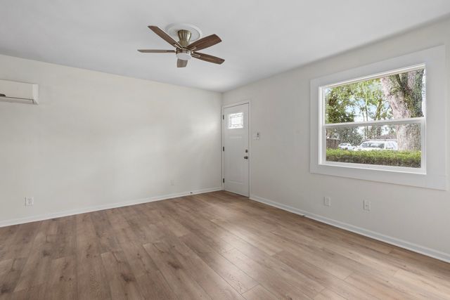 4171 W 39th Avenue, Hobart, IN 46342