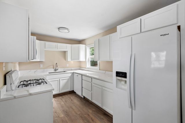 4171 W 39th Avenue, Hobart, IN 46342