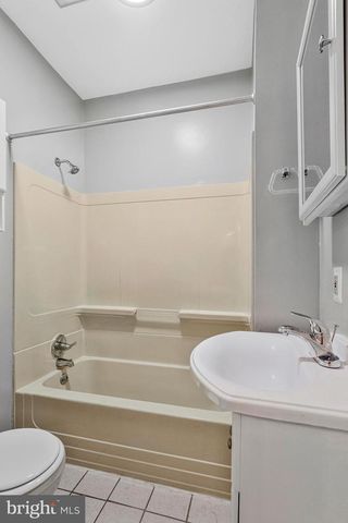 331 E ST NE, Washington, DC 20002