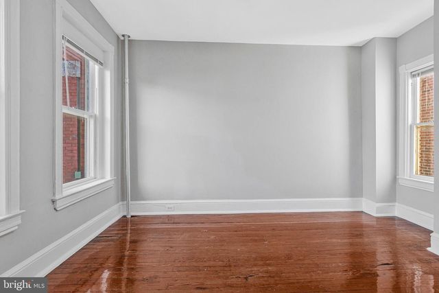 331 E ST NE, Washington, DC 20002