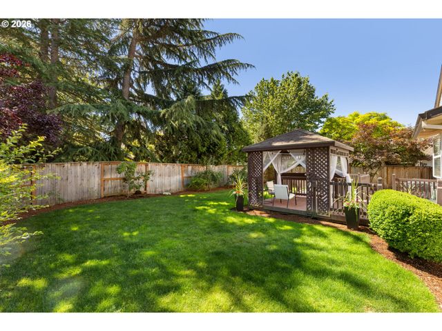 16050 Nw SOMERSET Dr, Beaverton, OR 97006