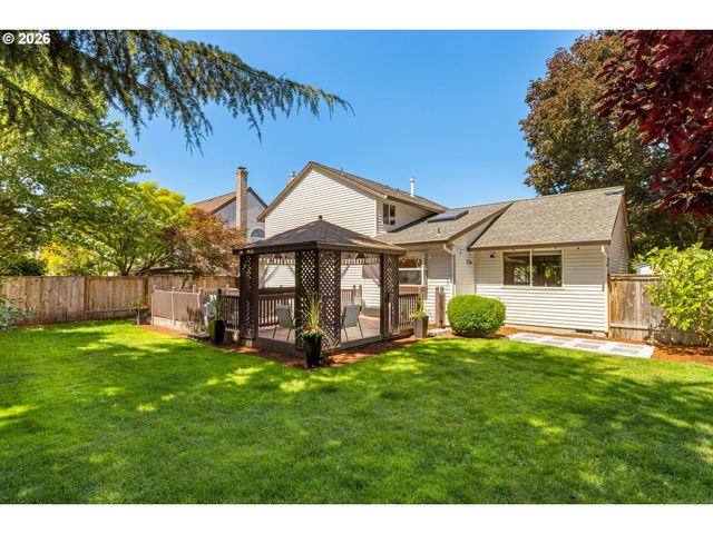 16050 Nw SOMERSET Dr, Beaverton, OR 97006