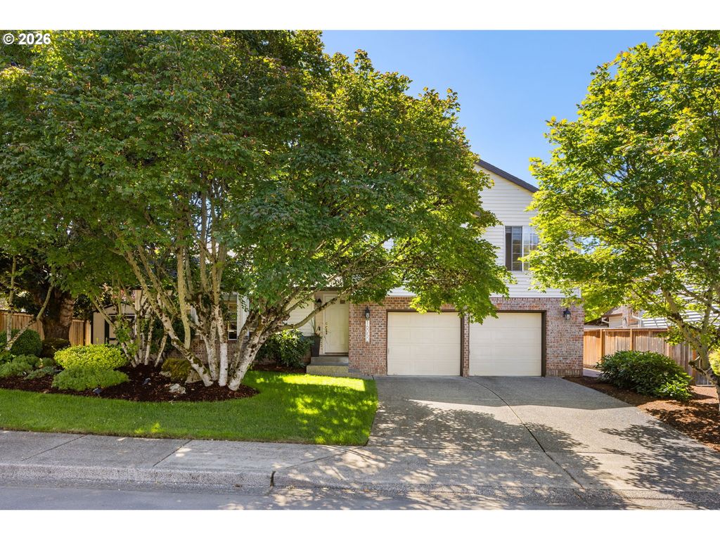 16050 Nw SOMERSET Dr, Beaverton, OR 97006