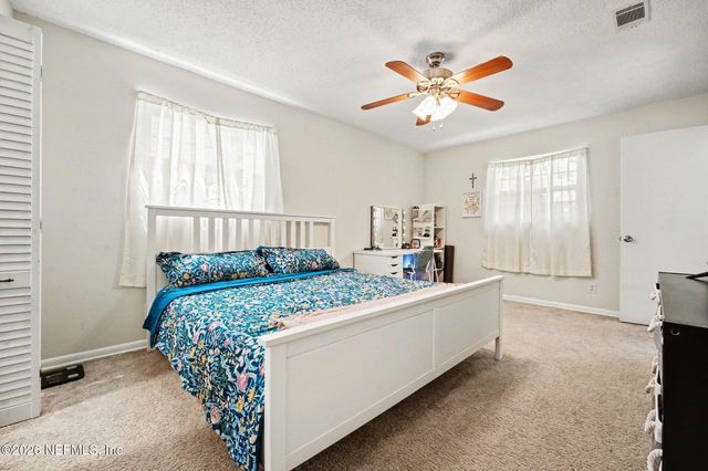 8957 YARMOUTH Road, Jacksonville, FL 32257