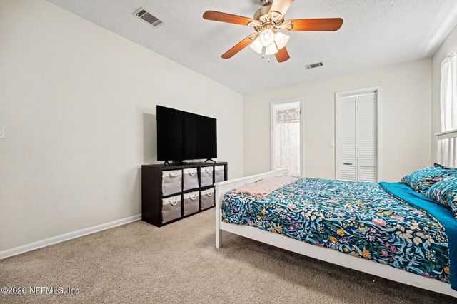8957 YARMOUTH Road, Jacksonville, FL 32257
