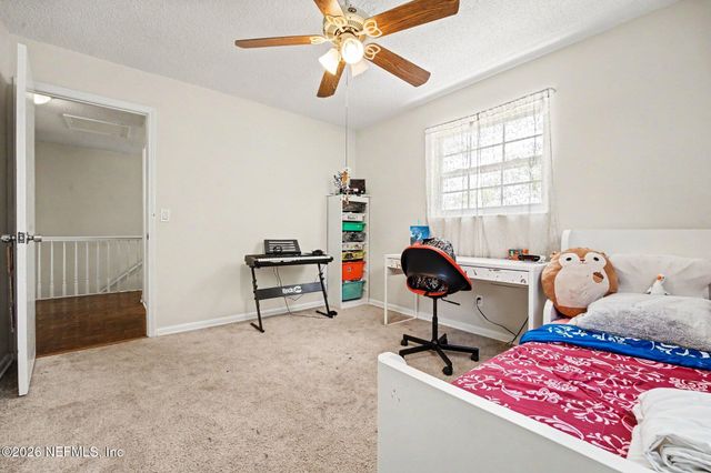 8957 YARMOUTH Road, Jacksonville, FL 32257