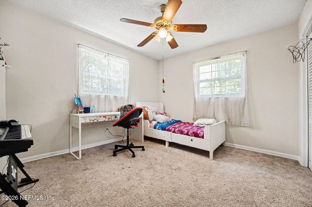 8957 YARMOUTH Road, Jacksonville, FL 32257