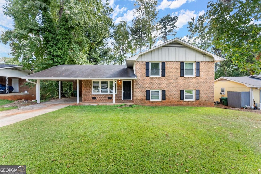 1968 Copperfield Circle, Decatur, GA 30035