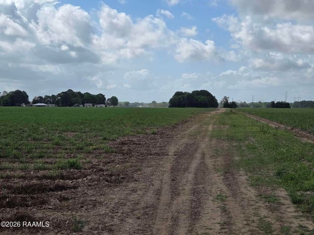 991 Sidney Charles Road, Opelousas, LA 70570